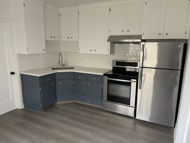 Kitchen - 1335 17th Ave