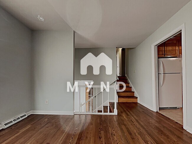 Building Photo - 5901 Charing Pl
