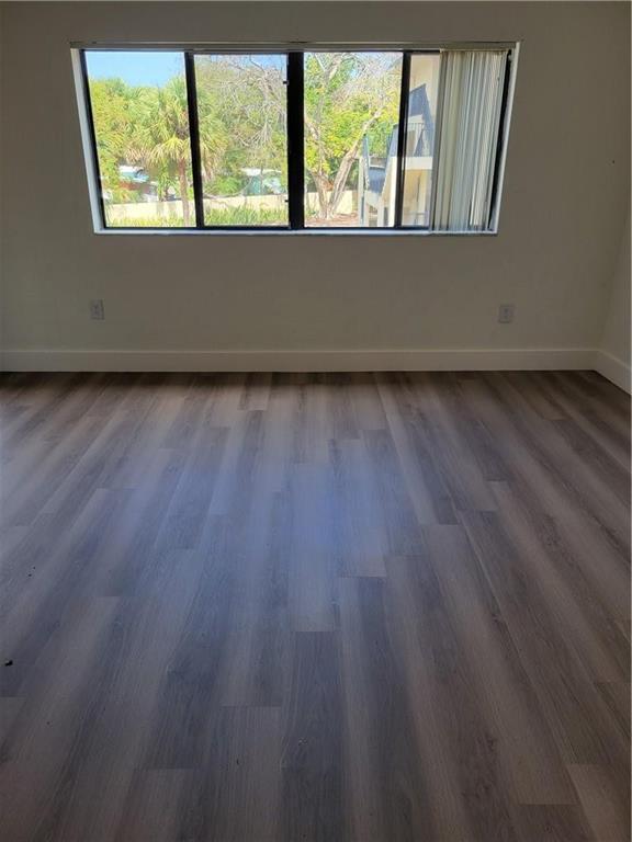 Foto del edificio - 2550 SW 18th Ter