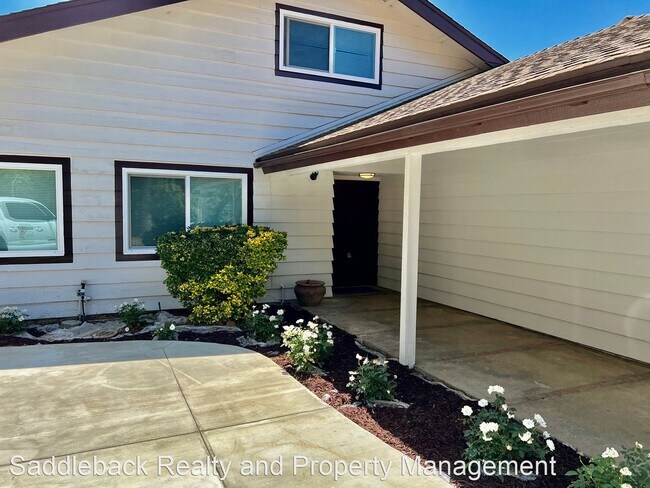 Foto del edificio - 5 br, 2 bath House - 4888 Sedgwick Ave