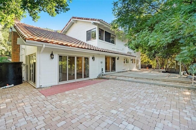 Building Photo - 119 Bell Canyon Rd