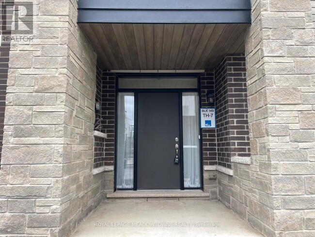 Building Photo - 1560 Hilson Hts