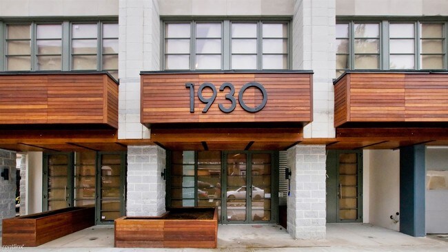 Building Photo - 1930 Bedford Ave
