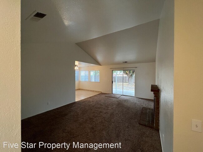 Foto del edificio - 3 br, 2 bath House - 12136 Anissa Dr