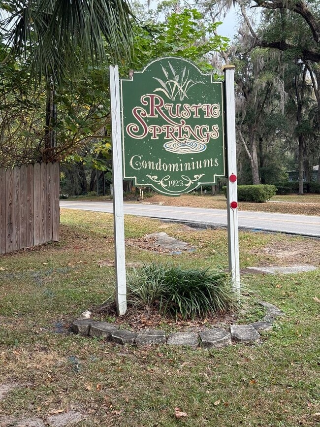 Photo - 1/1 in Rustic Springs! House