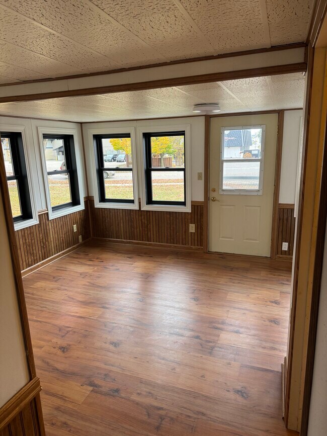 Foto del edificio - 635 11th St