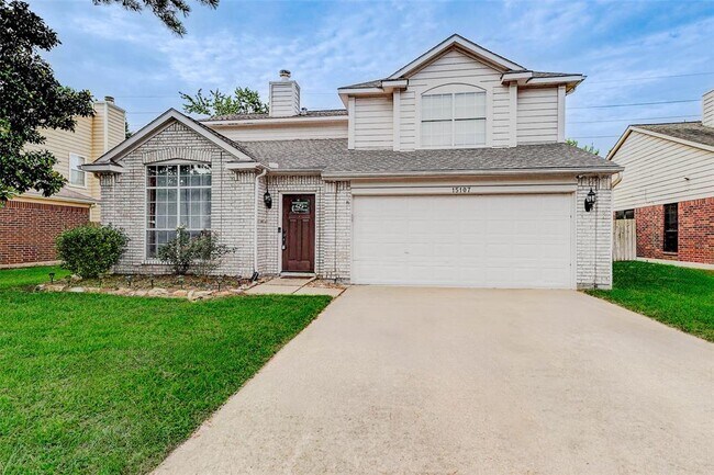 Foto del edificio - 15107 Hillside Park Way