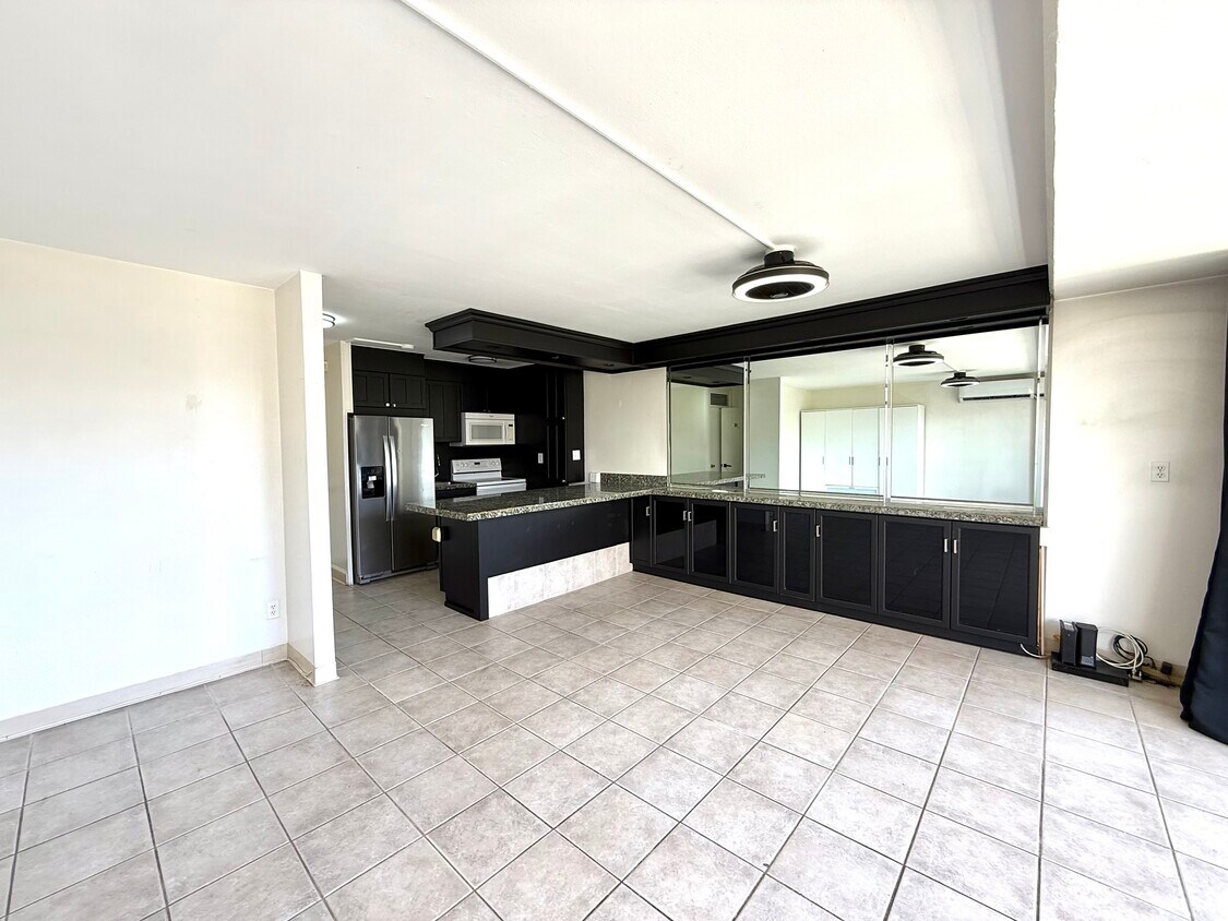 Foto principal - 445 Kaiolu St