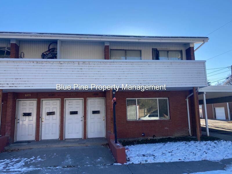 Primary Photo - 274 Pine St