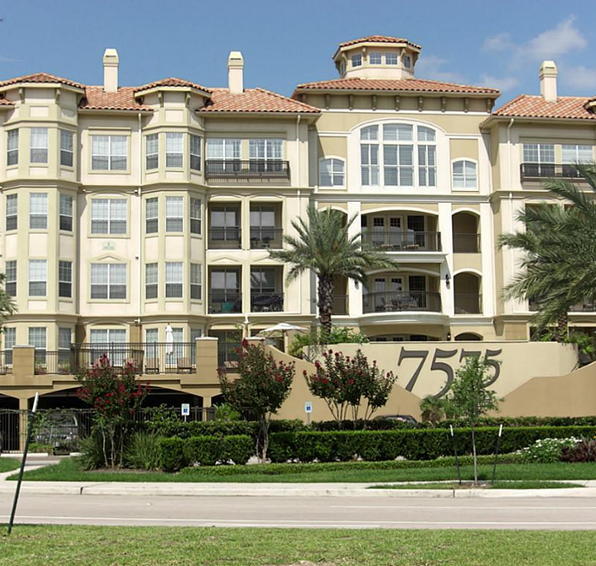Building Photo - 7575 Kirby Dr
