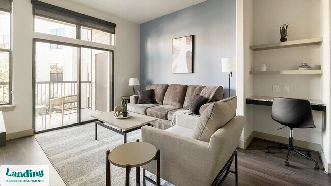 Building Photo - 2626 Fountain View Dr