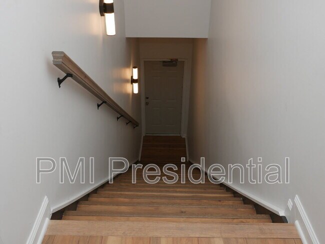 Foto del edificio - 107 W Brookland Park Blvd