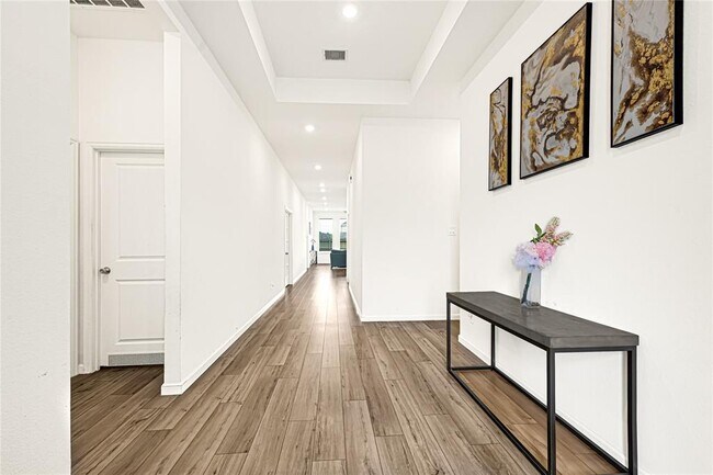 Foto del edificio - 31914 Lillie Lilac Ln