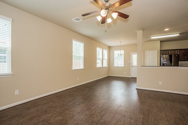 Building Photo - 15030 Silhouette Ridge Dr