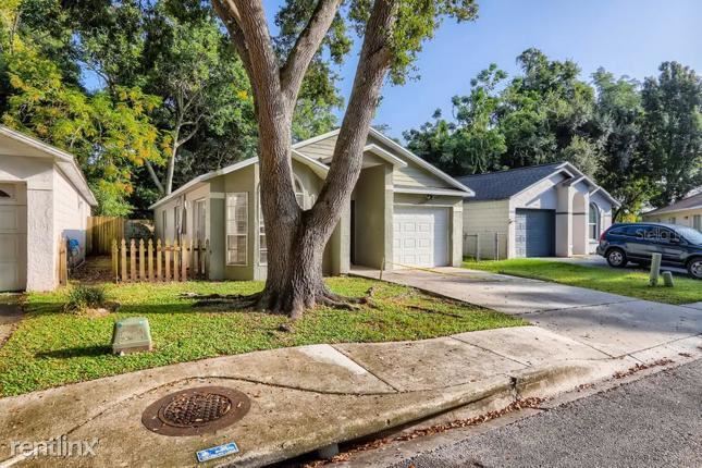 Building Photo - 3 br, 2 bath House - 1093 Hamlet Dr
