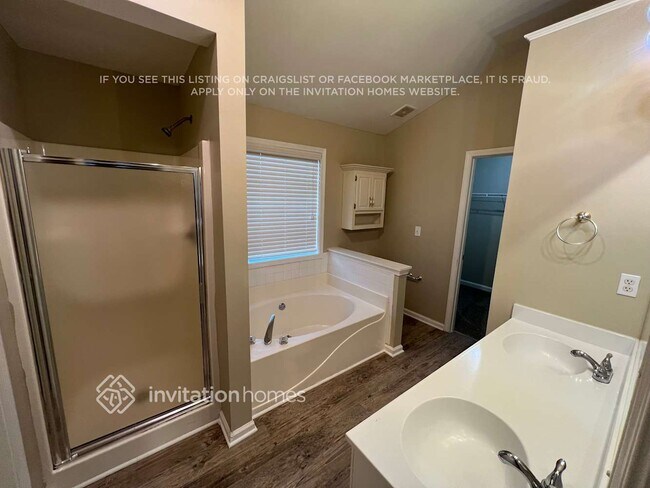 Building Photo - 3470 Brushy Wood Dr