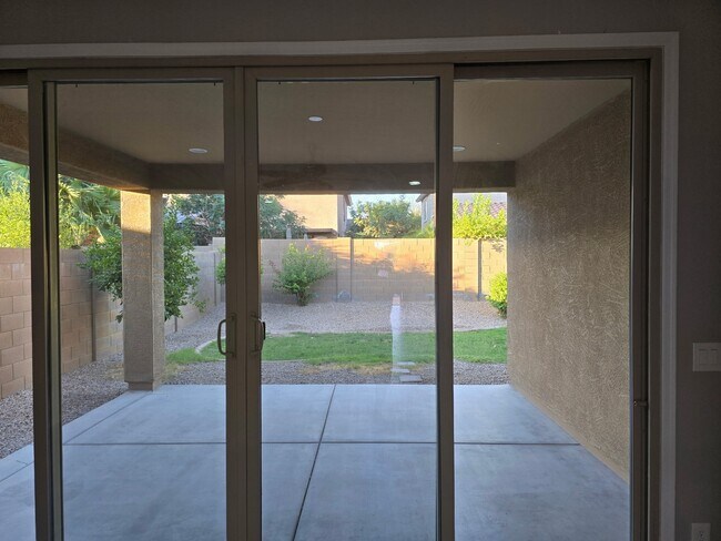 Foto del edificio - 4343 Kirkland Ave