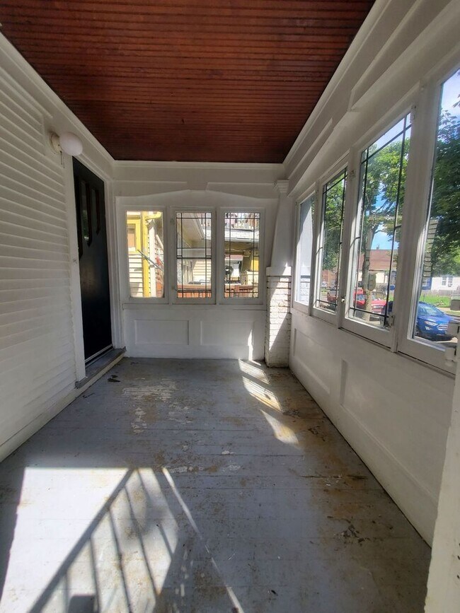Foto del edificio - 3347-3347A N 28th St.