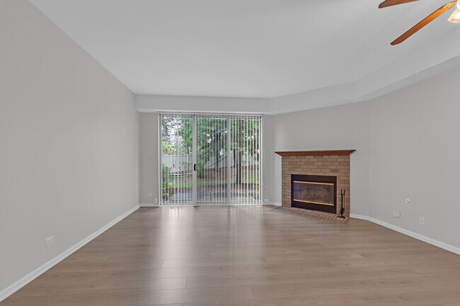 Foto del edificio - 1126 Regency Dr