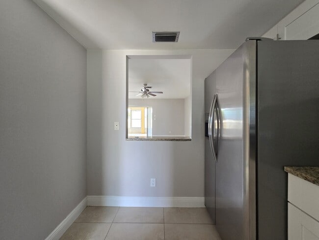 Foto del edificio - 1202 SE 8th Terrace