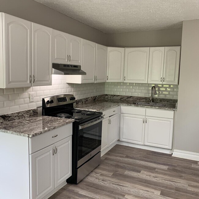 Foto del edificio - 1005 Teall Ave