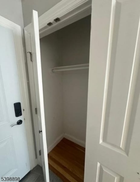 Building Photo - 474 10th Ave