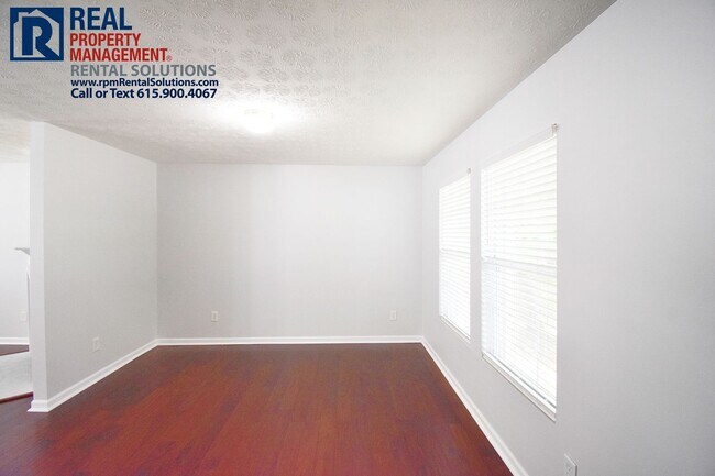 Foto del edificio - Great 3 bedroom home in Blackman Farms! Pl...