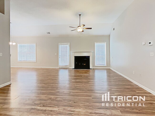 Building Photo - 207 Turtle Cv