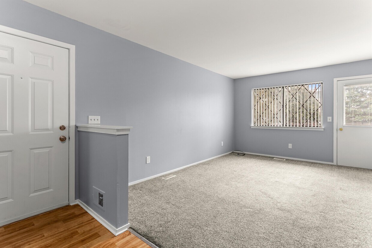 3412 Heritage Pkwy, Dearborn, MI 48124 Townhome Rentals in Dearborn