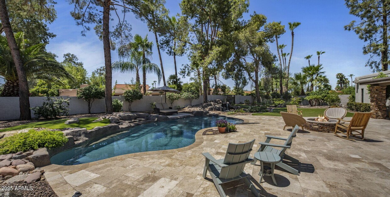 Foto principal - 10685 E Cinnabar Ave