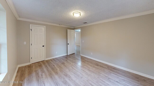 Foto del edificio - 2247 3rd Ave