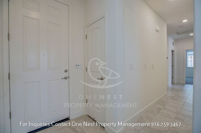 Foto del edificio - Twelve Bridges 4-bedroom, 2-bath home offering nearly 2,000 sq ft