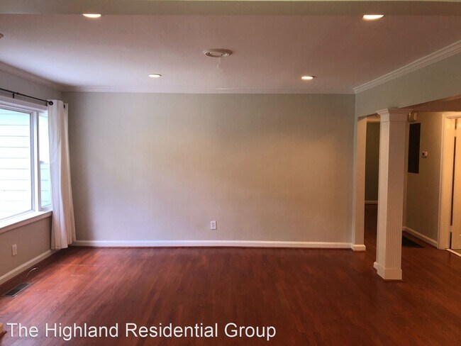 Building Photo - 2 br, 2 bath House - 1353 Arnold Avenue NE