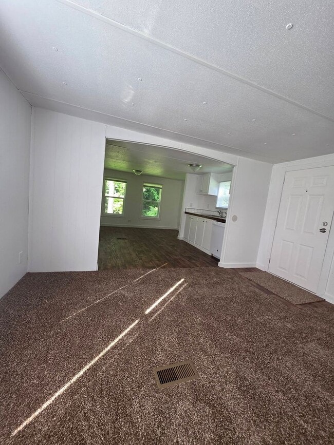 Building Photo - 3135 Calloway Dr