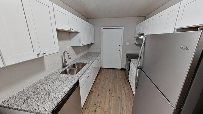 Newly remodeled kitchen - 2208 Garden Pl