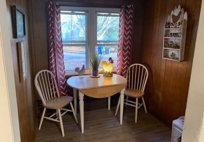 Building Photo - 1175 Broadway