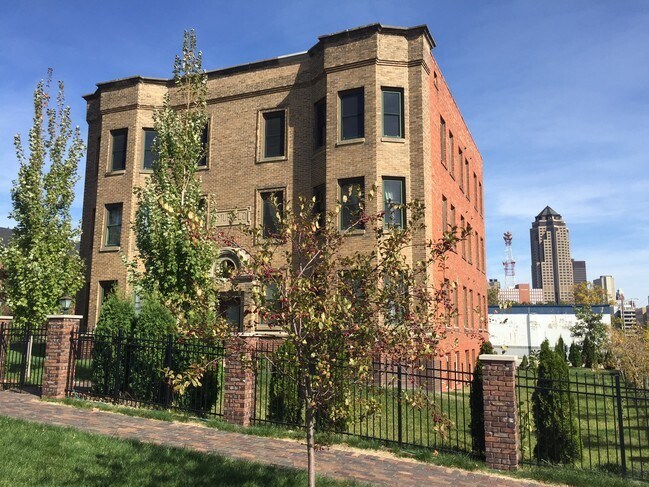 Foto principal - 611 16th St