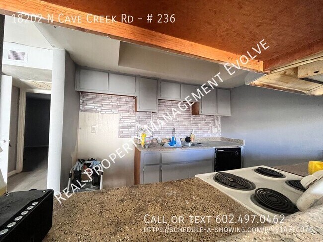 Foto del edificio - 18202 N Cave Creek Rd