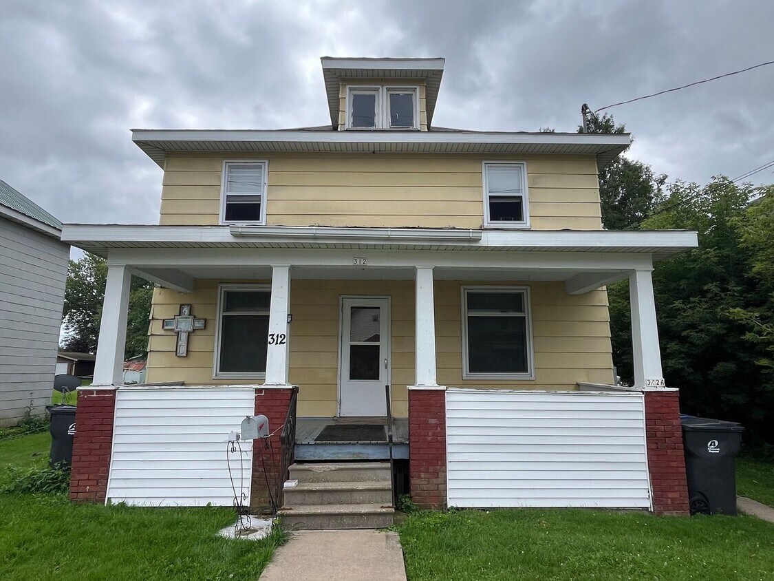 Foto principal - 312 W Arnold St