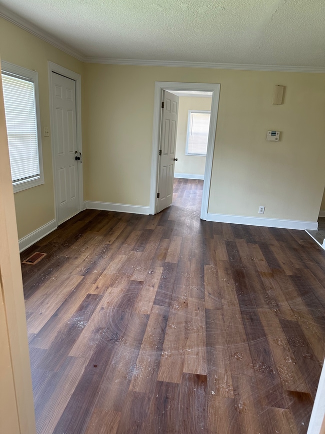 Foto del edificio - 2582 Hemphill St