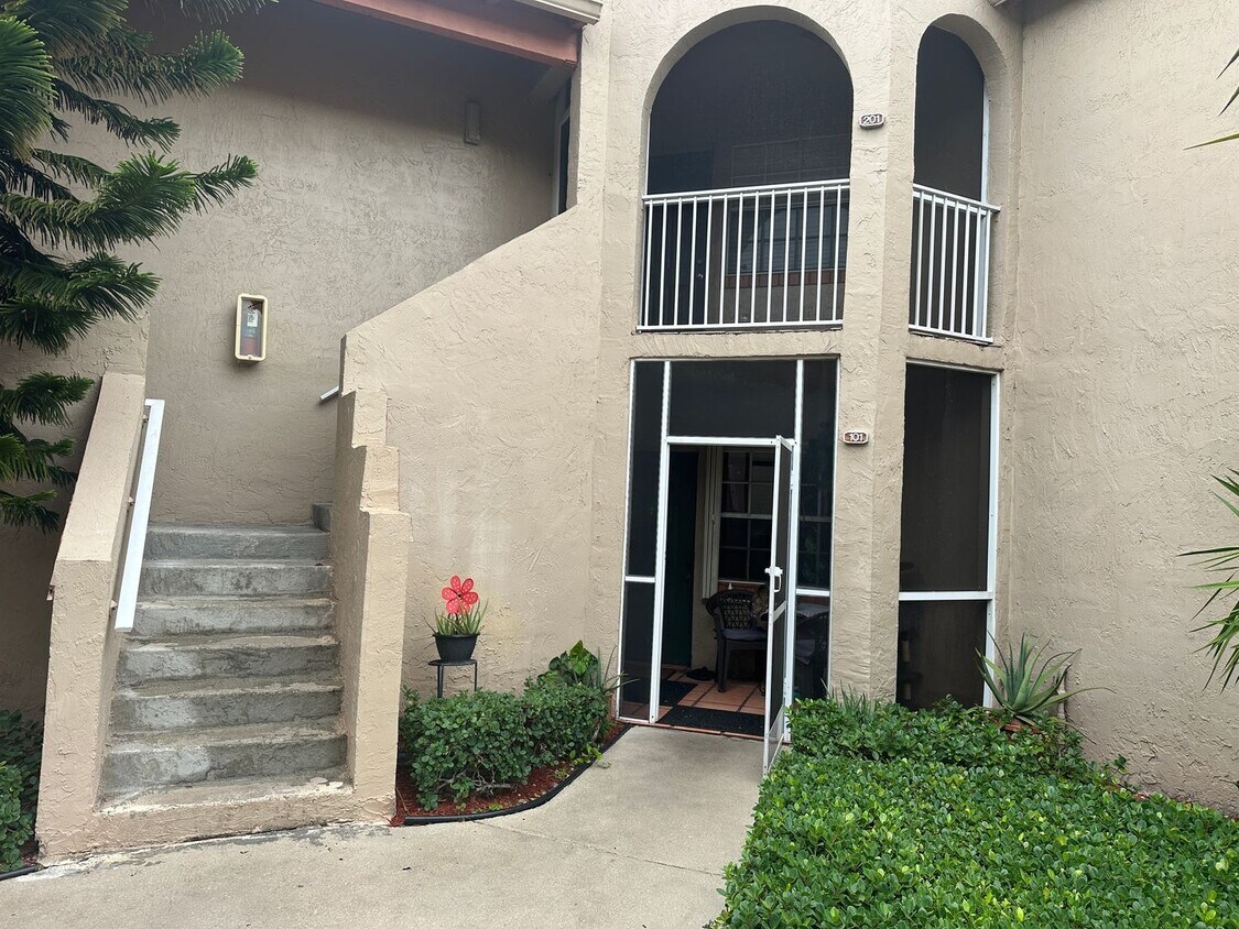Foto principal - Fully Furnished 1-Bedroom Retreat in Windm...