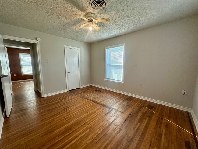 Foto del edificio - 2612 Alice Ave