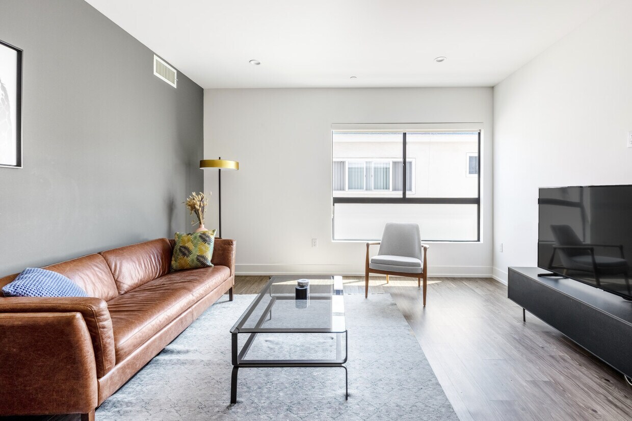 Foto principal - 409 Hayworth Ave