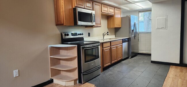 Foto del edificio - 709 SW 75th St