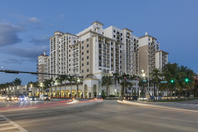Building Photo - 101 Via Mizner
