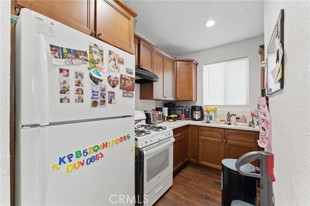 Foto del edificio - 1089 E Columbia Ave