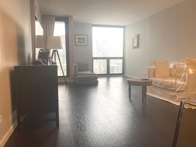 Foto del edificio - 200 N Dearborn St