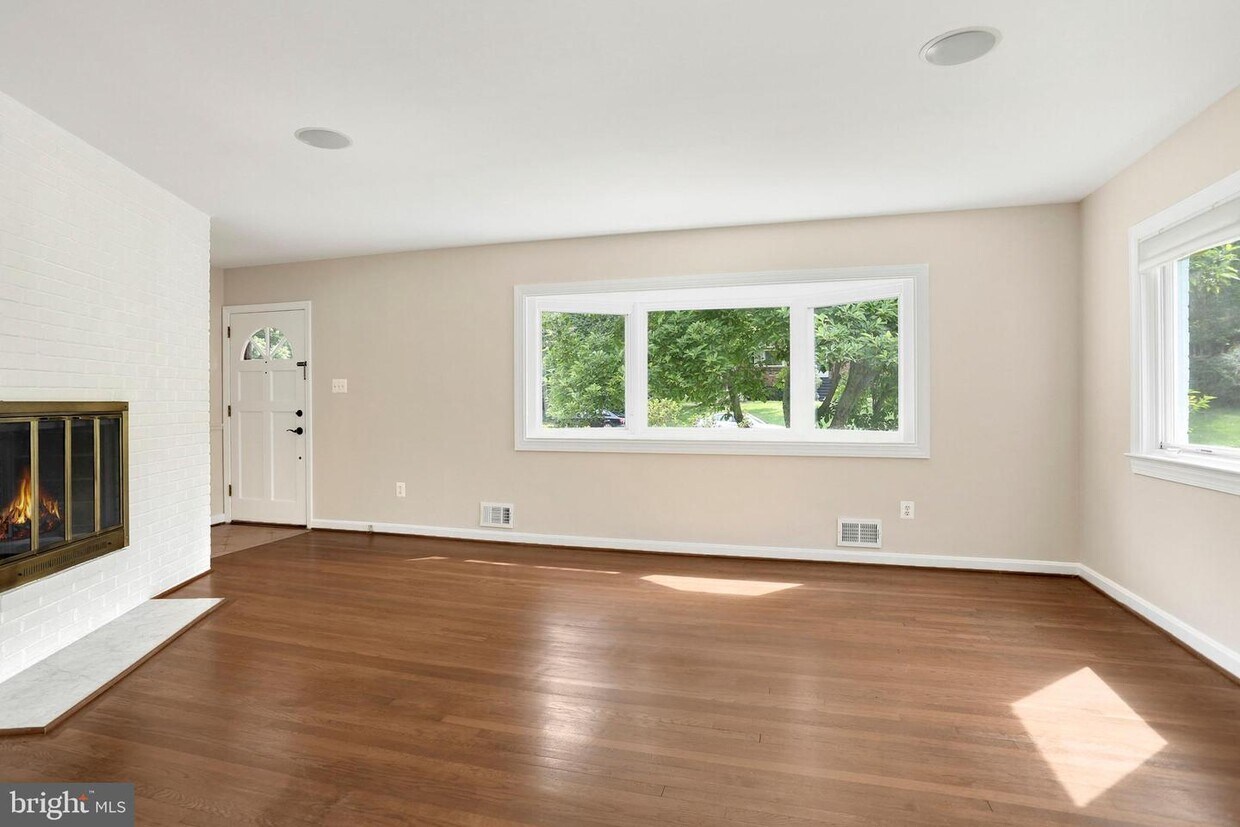 Foto principal - 2338 Barbour Rd