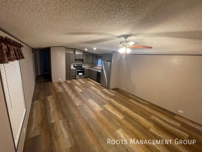 Building Photo - Home Available to Lease - Apply Today!