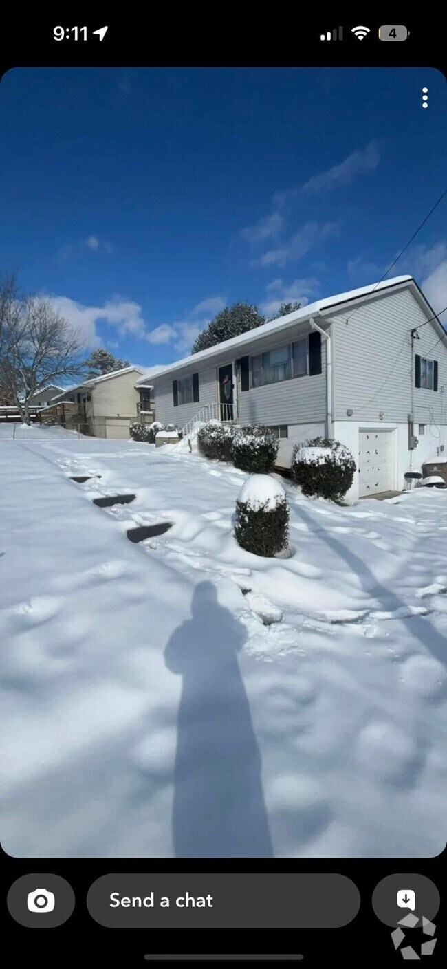 Yellowstone Apartments for Rent with Extra Storage Knoxville, TN 1